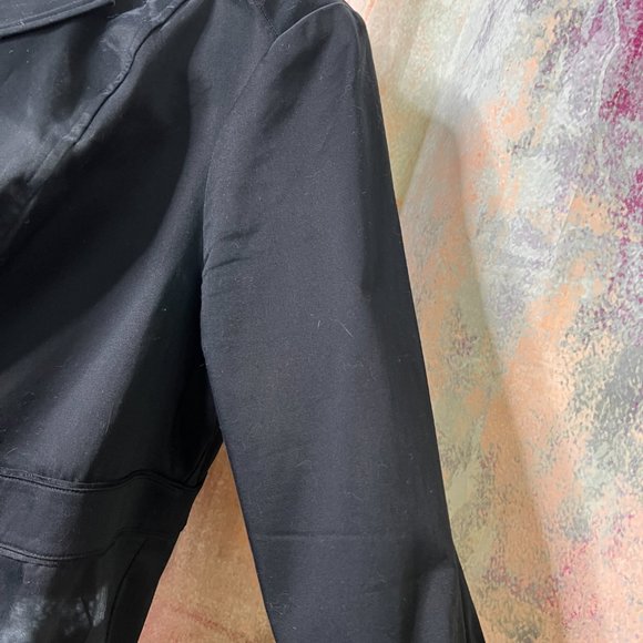 📌Avenue Timeless Black Cotton Blazer - Jacket with Smocked Sleeves - Picture 7 of 16